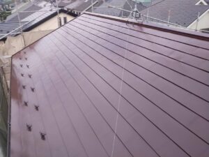 マホガニー　屋根