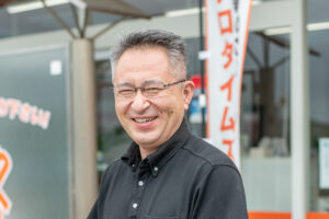 株式会社石井建装岩間秀幸