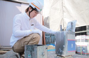 株式会社石井建装塗装工事の様子