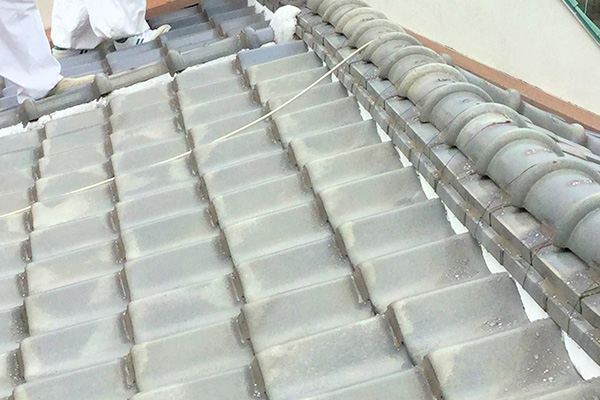 屋根の葺き替え