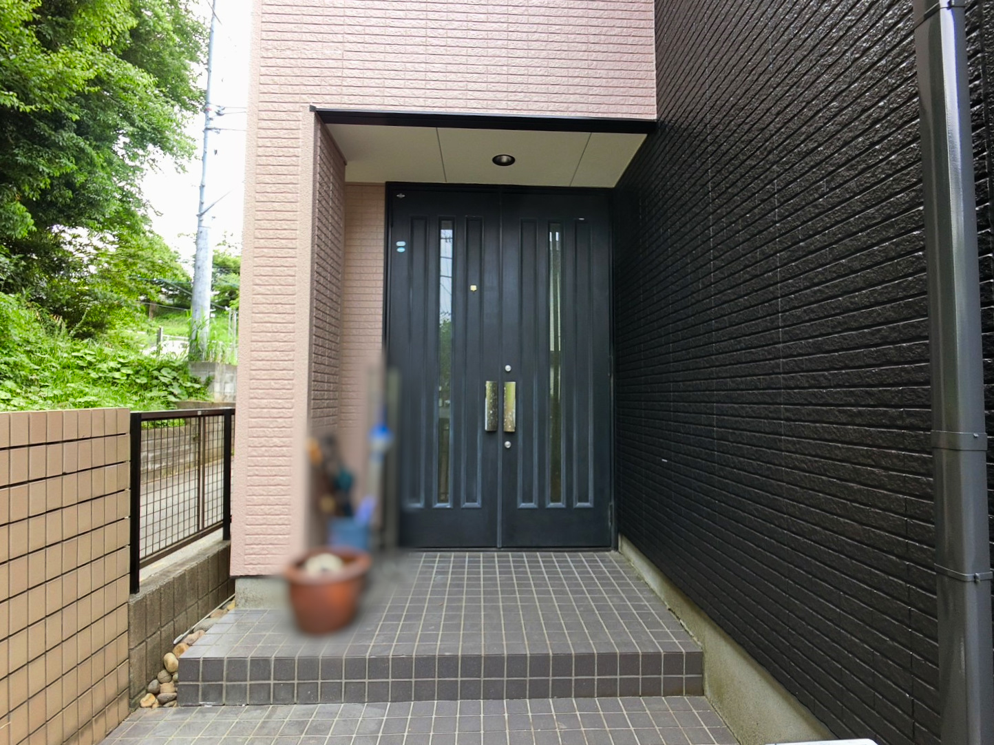 取手市新町Ｋ様邸｜屋根塗装工事・外壁塗装工事：玄関