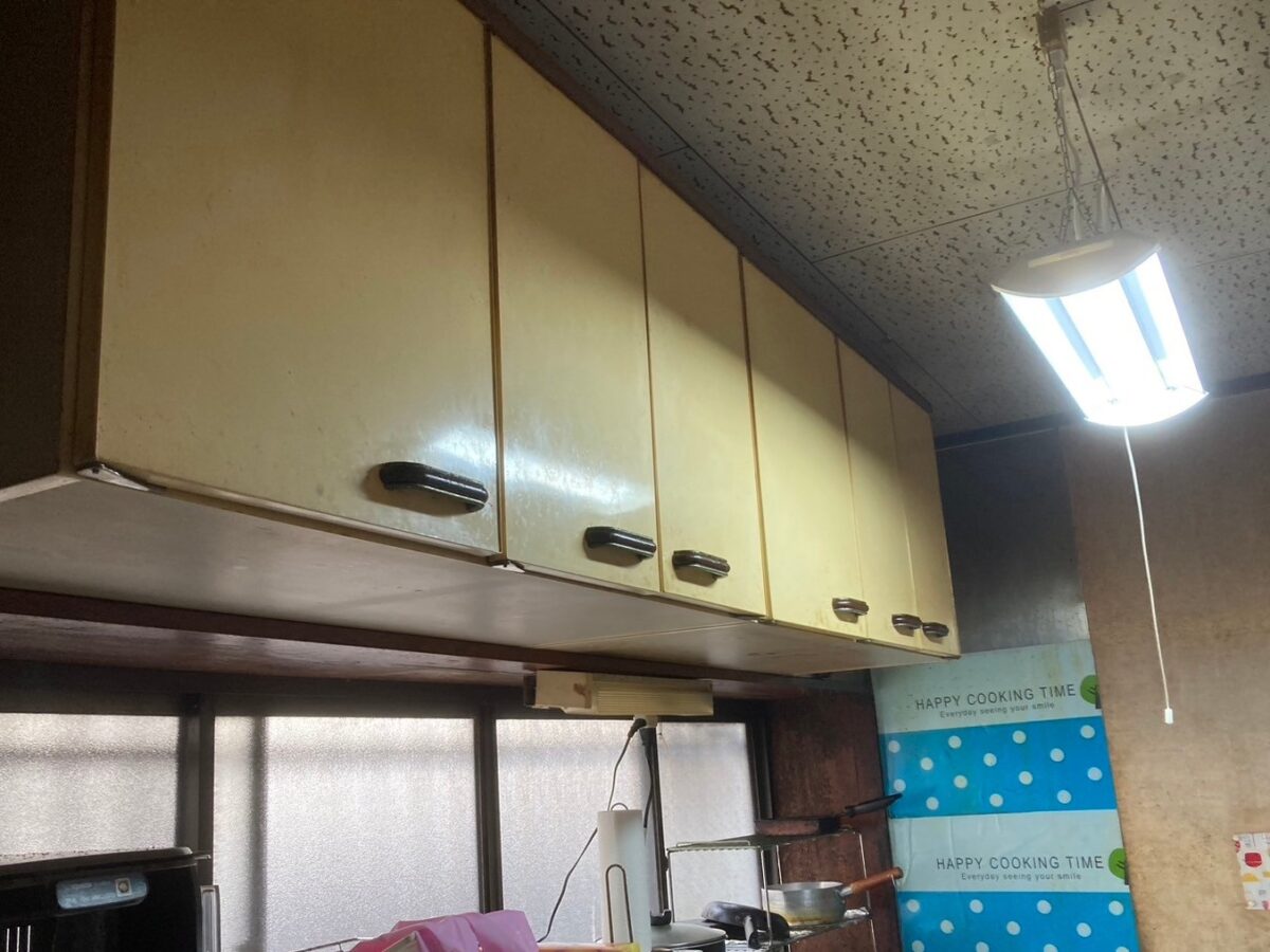 取手市キッチンリホーム:上部施工前